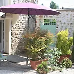 Le Petit Nailly Hébergement de vacances
