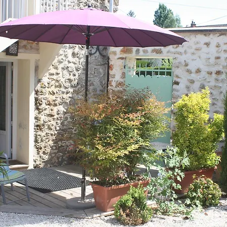 Le Petit Nailly Hébergement de vacances