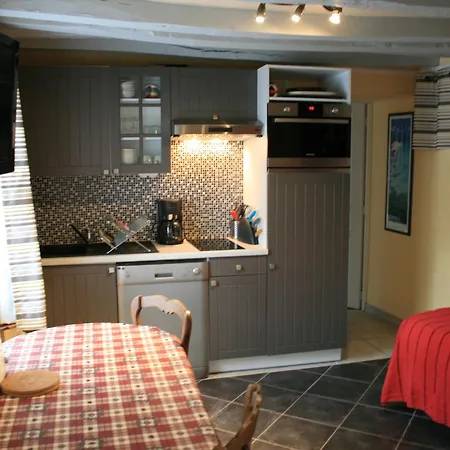 Feriehus Le Petit Nailly *